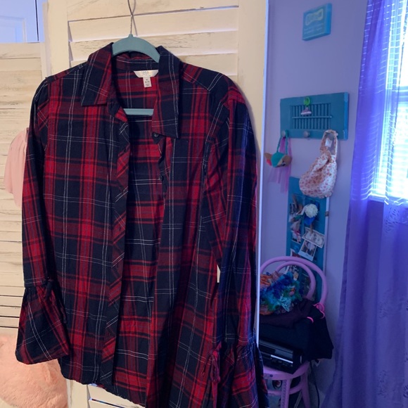 Tops - Picture 4 of 9